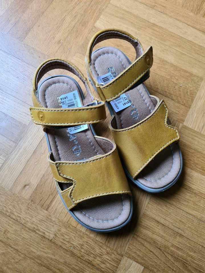 ❤️NEU Sandalen Ricosta Gr. 27 Leder senfgelb NP: 55 €❤️ in Kuppenheim