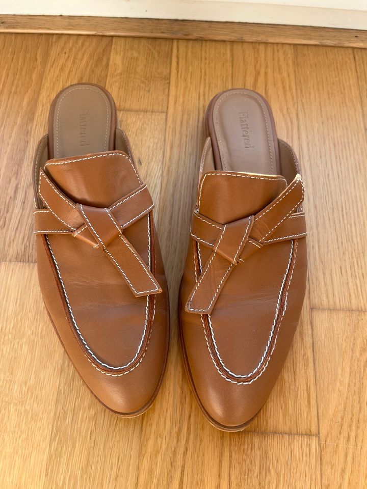 Clogs/Mules von Flattered Gr.42 in Hamburg