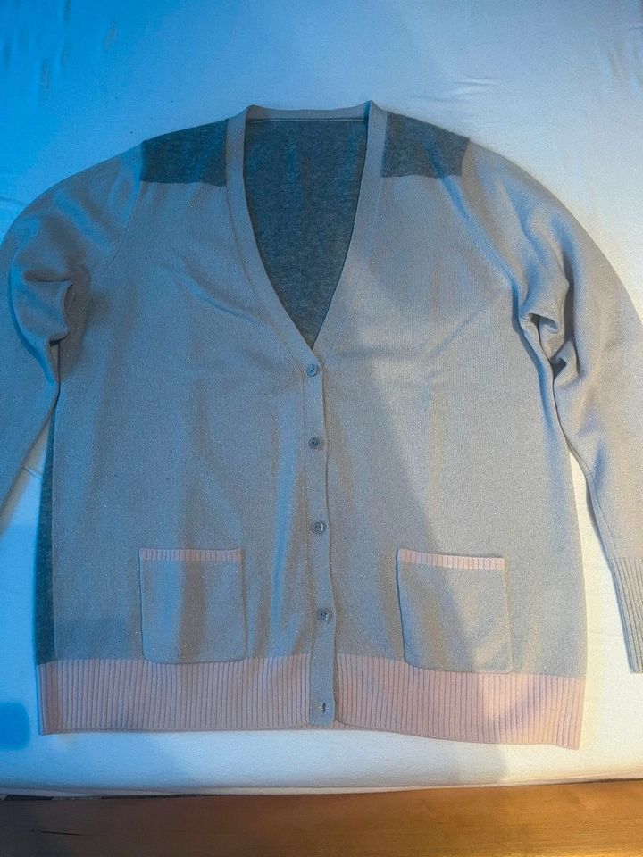 Pullover  Kashmir super weich Luxus Kleider Cardigan Gr. 40 / 42 in Bad Ditzenbach