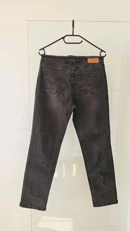 Toni Jeans schwarz 38 in Korschenbroich