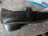 Waldläufer Damen Slipper Gr 9 H Schwarz wie NEU Top Zustand Hessen - Hanau Vorschau