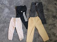 Kleidungspaket Hosen Gr. 104/110/116 Nordrhein-Westfalen - Mülheim (Ruhr) Vorschau