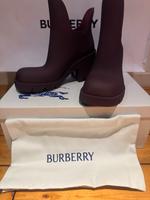 NEU UNGETRAGEN BURBERRY SCHUHE BOOTS MARSH HEEL STIEFELETTEN 37 Nordrhein-Westfalen - Kleve Vorschau