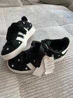 Adidas Campus Sneaker schwarz mit Gänseblümchen 40 2/3 NEU! Rheinland-Pfalz - Steinwenden Vorschau