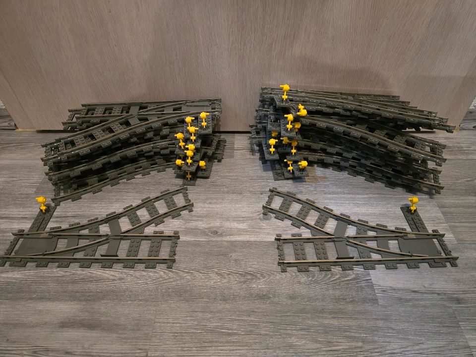 Lego 9V Eisenbahn Schienen in Quierschied