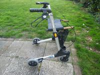 Leichtgewicht Rollator , Uniroll , längs faltbar Hessen - Kassel Vorschau