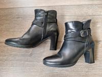 Tamaris Stiefel mit Absatz Leder Gr. 38 Bayern - Münchberg Vorschau