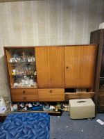 DDR Vitrine zu verschenken Sachsen - Zwickau Vorschau