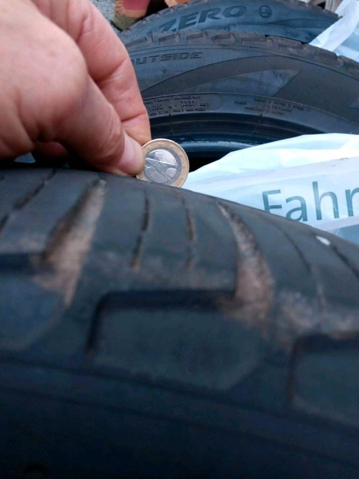 275.45R21 Pirelli Sommerreifen in Weiden b Weimar Thür