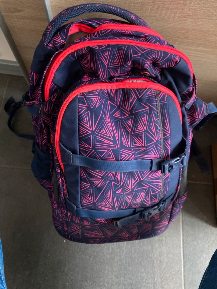 Satch Pink Bermuda Schulrucksack in Bad Neuenahr-Ahrweiler