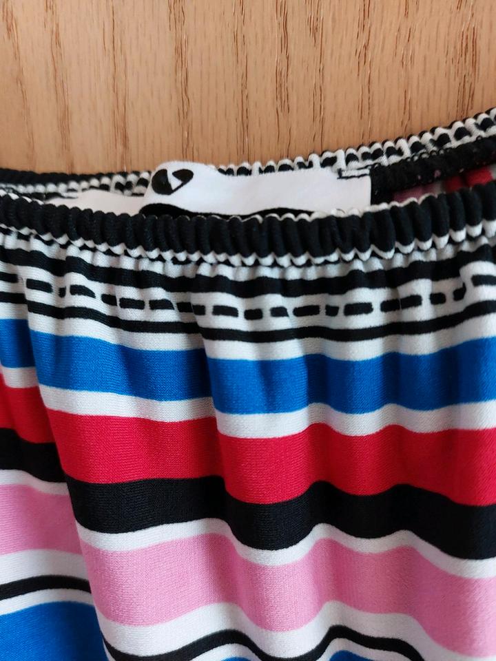 Langes Sommerkleid. Größe 50/52. Preis 6 € zzgl. Versandkosten in Bad Orb