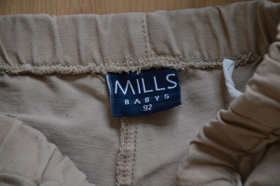 Hose Pants Chino Cargo in braun Beige Creme in 92 in Duisburg