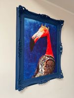 Bild Porträt Royal Flamingo mit antikem Rahmen Essen - Bergerhausen Vorschau