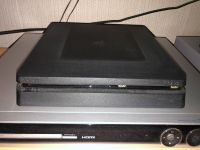 PlayStation 4 SLIM 1TB mit 2 Controller und 5 Spielen Niedersachsen - Wiesmoor Vorschau