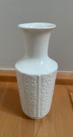 Royal Bavaria KPM Vase mit schlichter Verzierung Niedersachsen - Oldenburg Vorschau