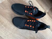 Snickers Nike AIR 270 Friedrichshain-Kreuzberg - Friedrichshain Vorschau