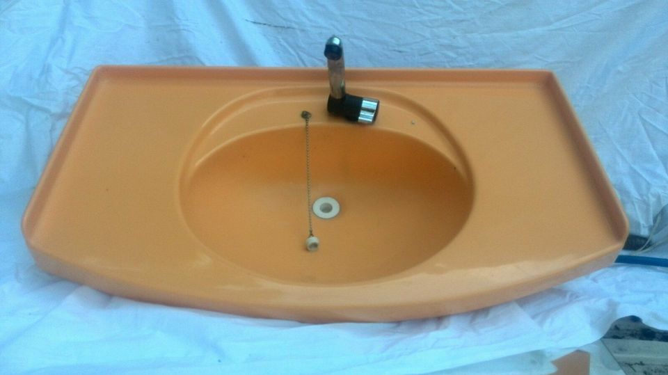 WASCHBECKEN WILK WOHNWAGEN 79,5 cm BAD BECKEN WASSERHAHN PUMPE in Gutenacker