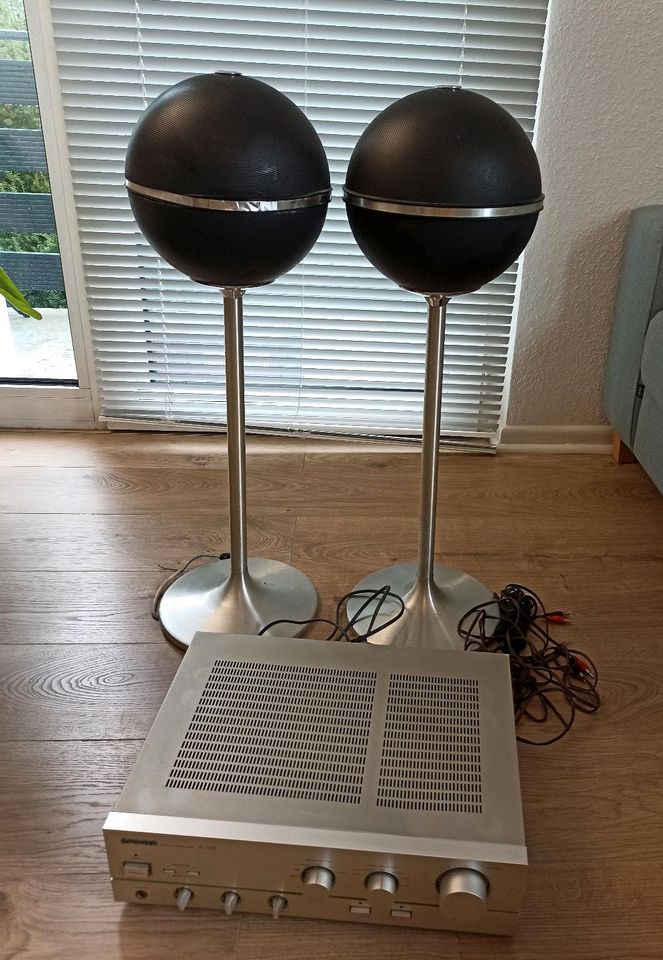 Grundig Audiorama 4000 Kugellautsprecher &Pioneer A333 Verstärker in Göttingen