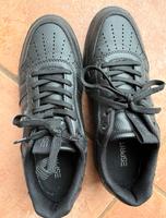 ESPRIT Damen Sneaker schwarz Gr.41 wNeu Hessen - Wetter (Hessen) Vorschau