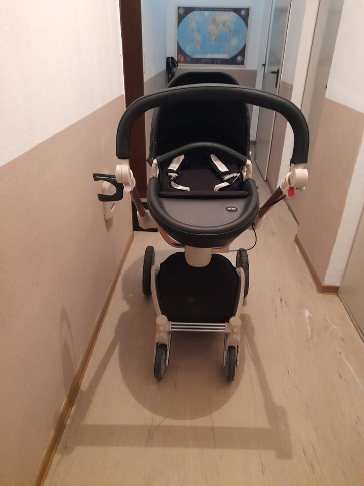 Kinderwagen Hot Mom in Köln