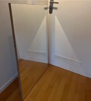 Massivholz Spiegel zu verkaufen (1x0,65m) Düsseldorf - Eller Vorschau