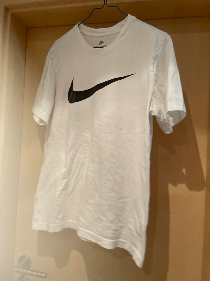 Nike Shirt.The Nike Tree.Gr.M.weiß.Herren in Zwenkau