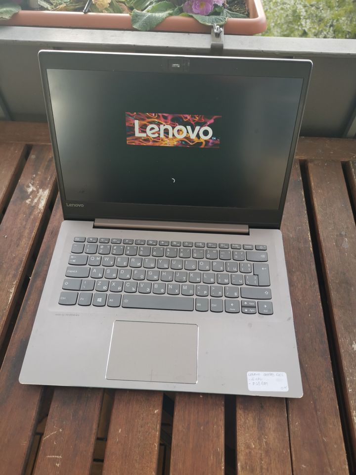 Lenovo IdeaPad 14 " FHD 256GB SSD Intel i5 8Gen. Windows 11 in Kassel