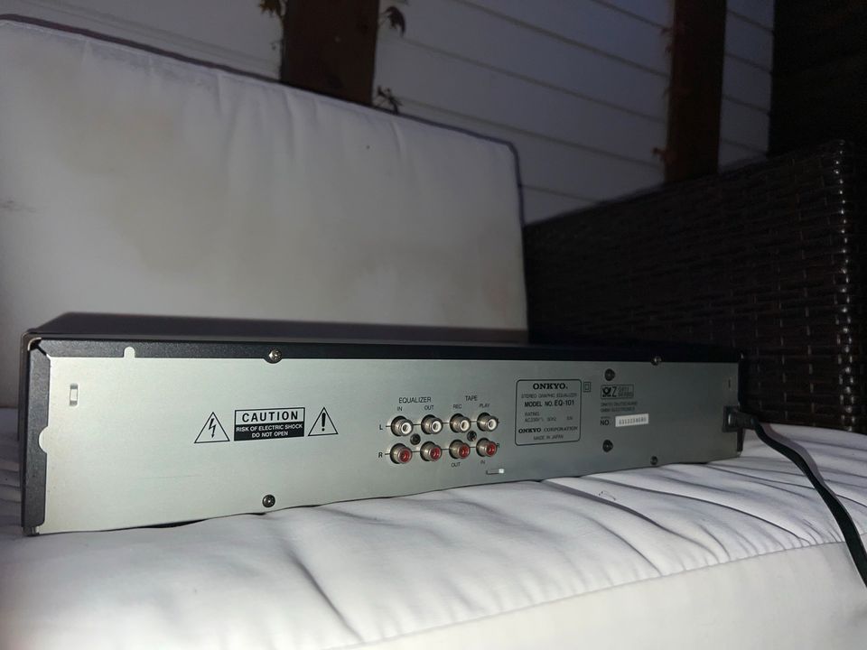 ONKYO Stereo graphic Equalizer in Bremen