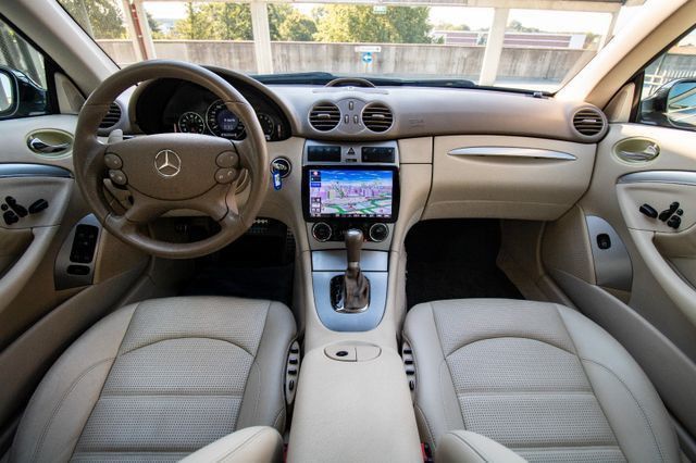 Mercedes-Benz CLK 63 AMG Coupe 1.Hd Schiebedach Navi ab 435€ in Cottbus