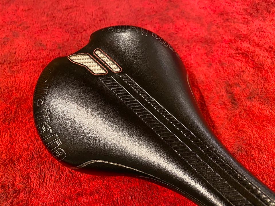 SELLE ITALIA Gravel Cross Sattel Carbon Friction Free Monolink in Wunstorf