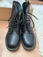 Brand new original Dr. Martens Boots Leipzig - Connewitz Vorschau