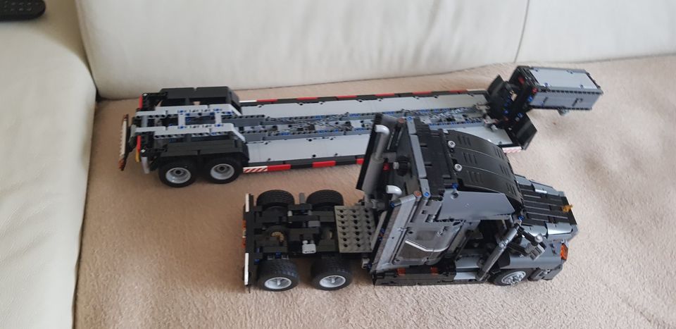 LEGO Technic/Technik Mack Zugmaschine +Tieflader(60) in Leipzig