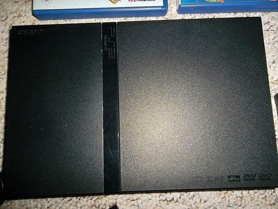 Sony Playstation 2 mit viel Zubehör und 2 Spiele in Frohburg