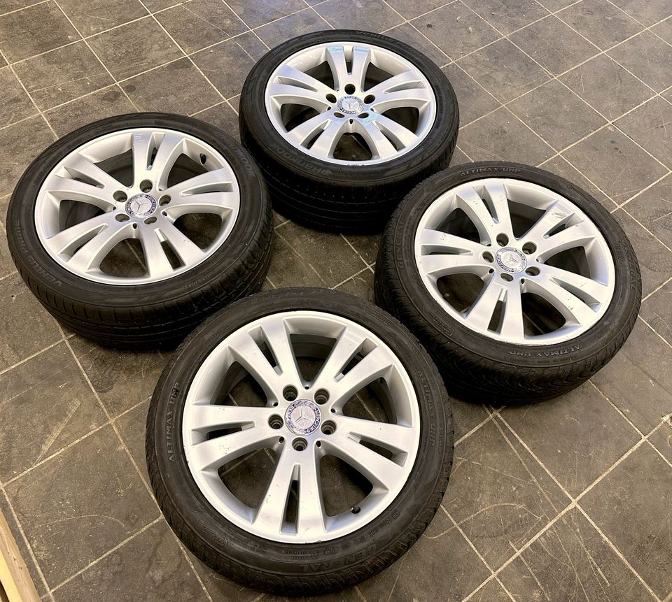 TOP ➡️ 17 Zoll ORIGINAL Mercedes Benz W204 C-Klasse Alufelgen Doppelspeiche Sommerräder ➡️ A2044010402 ➡️ Silber Felgen 5x112 ET47 7,5x17 225/45 R17 Sommer Reifen Sommerreifen 5mm in Bünde