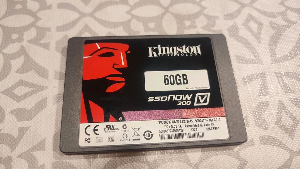 Kingston SSDnow V300 60GB MLC SATA III 2.5'' Sv300s37a/60g in Heroldsbach