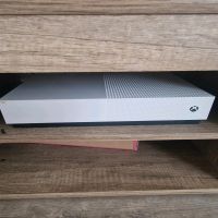 Xbox one S DIGITAL 1TB ohne controller nur heute Bayern - Erding Vorschau