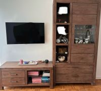 Vitrine und TV Sideboard Accasia Holz teilmassiv Schleswig-Holstein - Glückstadt Vorschau