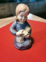 Porzellan Figur Mädchen mit Puppe GDR 1877 Niedersachsen - Winsen (Aller) Vorschau