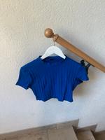 Königsblaues Crop Top Sachsen - Radebeul Vorschau
