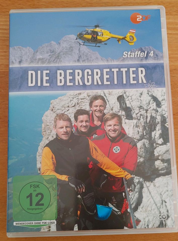 DVD Die Bergretter Staffel 3 + 4  (je 2 DVD Box - neuwertig) in Backnang