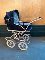 Vintage Puppen Kinderwagen aus Metall, blauer Stoff mit Federung Frankfurt am Main - Nordend Vorschau