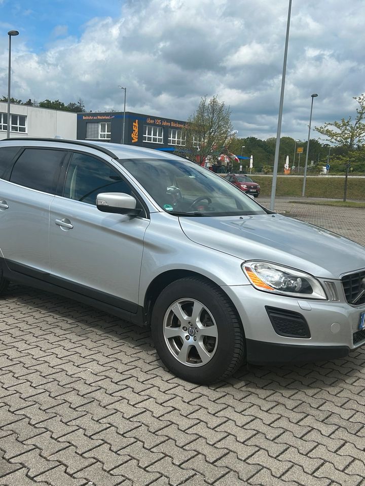 Volvo XC60 in Eggenstein-Leopoldshafen