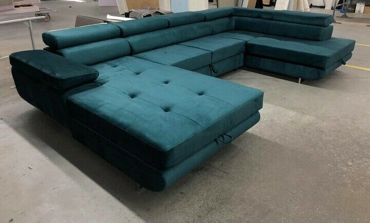 GROSSE ECKSOFA WILD - U  350 cm. Kostenlose Lieferung in Kaiserslautern