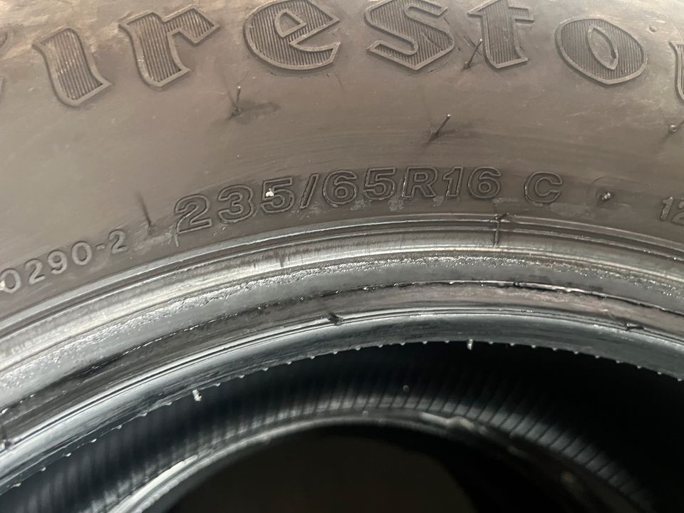 1x Firestone Winterreifen 235/65 R16C in Mauern