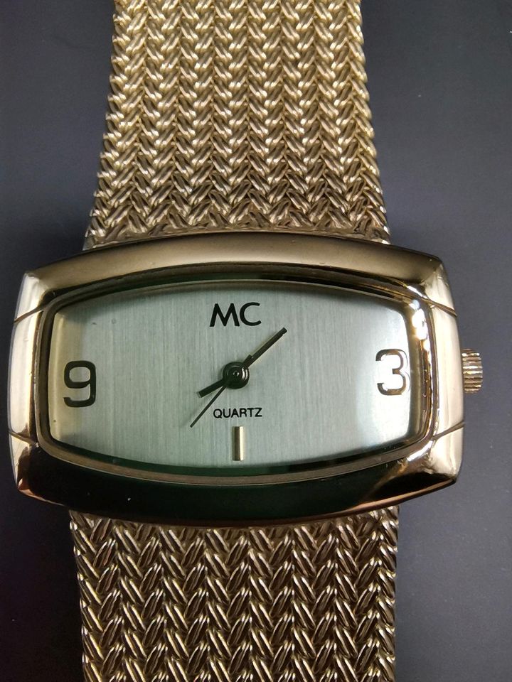 MC Quartz Damenuhr Uhr Quarzuhr Edelstahl Gold Vintage in Bayern -  Regensburg | eBay Kleinanzeigen ist jetzt Kleinanzeigen