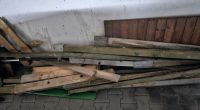 Holzpalette Holzbalken Holz Palette Bretter Brennholz Nordrhein-Westfalen - Neuss Vorschau