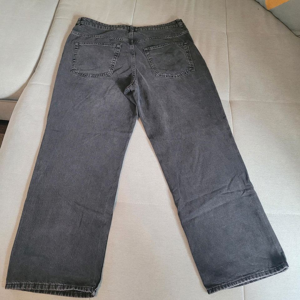 H&M Devided Jeans wide leg grau L 42 in Stade