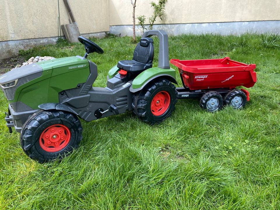 Fendt 1050 Trettrecker Tretbulldog Tretschlepper Rolly Toys kramp in Dachau