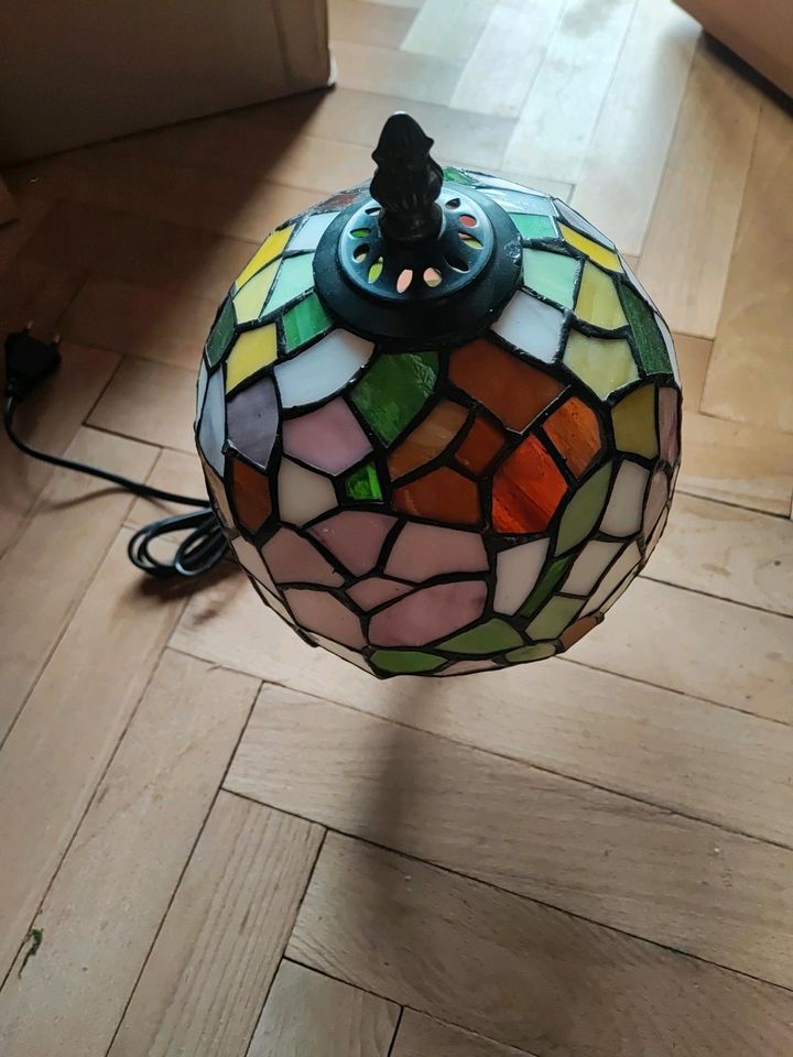 Tiffany Stil tischlampe mosaikglas stehlampe in Heidenheim an der Brenz