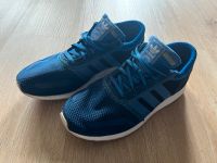 Blaue Adidas Sneaker, Größe 42 Niedersachsen - Cuxhaven Vorschau